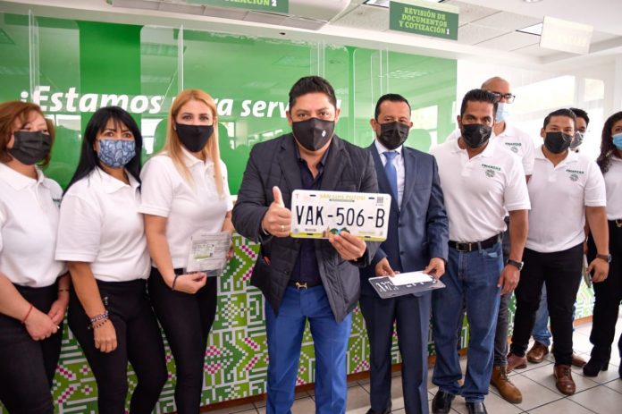 PROLONGAN DESCUENTOS EN CONTROL VEHICULAR