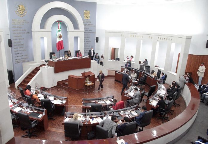 AHORA SÍ PROMOCIONARÁN EL MEZCAL LOCAL