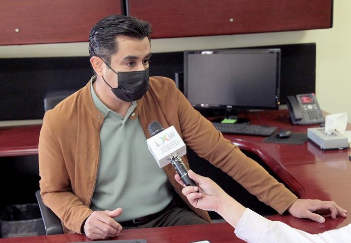 PIDEN ELIMINAR UNICEL Y PLÁSTICO EN CUCHARAS Y TENEDORES