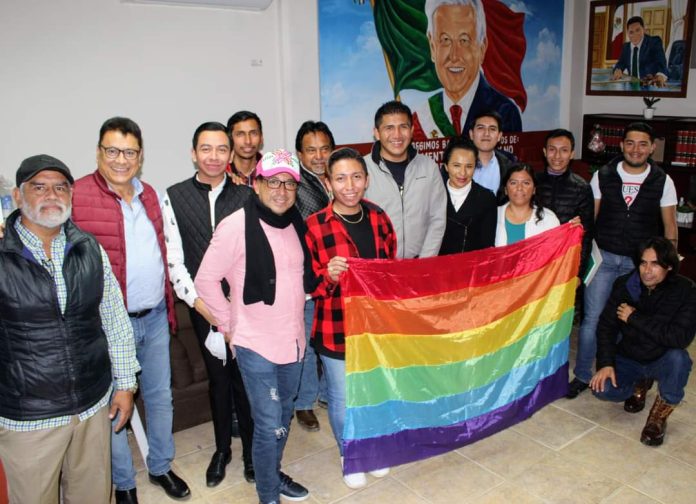 GOYO CRUZ SE REÚNE CON LA COMUNIDAD LGBTTTIQ