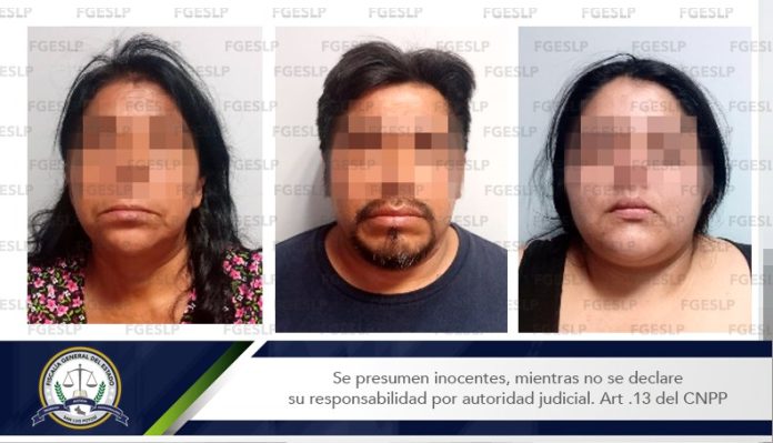 DETIENEN A 3 POR ROBO EN TIENDA DEPARTAMENTAL DE TAMAZUNCHALE