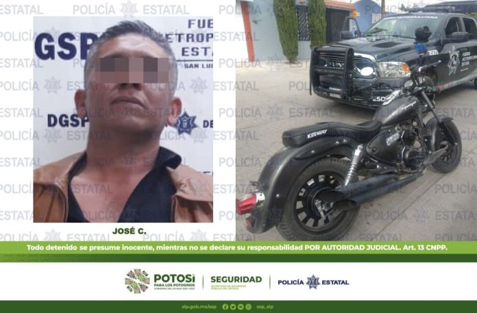 DETIENEN A 4 MÁS, CON UNIDADES ROBADAS