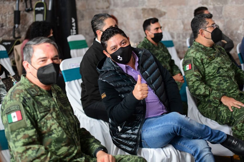 FOMENTO AL DEPORTE PARA PREVENIR LA DELINCUENCIA JUVENIL: GALLARDO