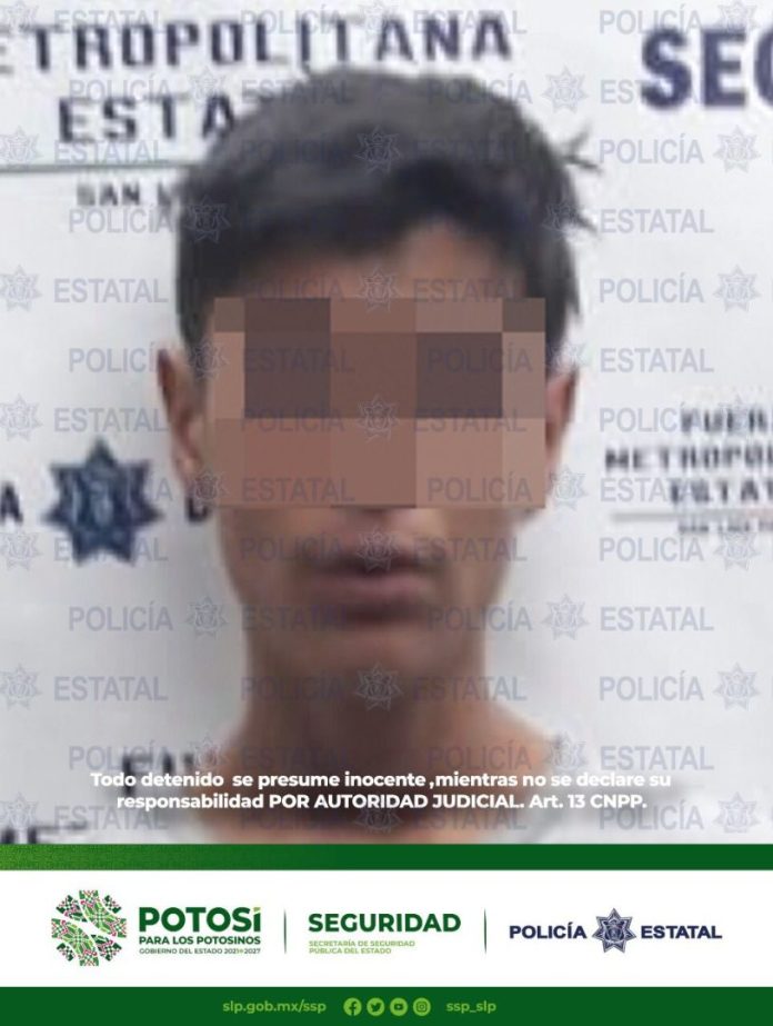 DETIENEN A LADRÓN DE GASOLINERA EN SOLEDAD