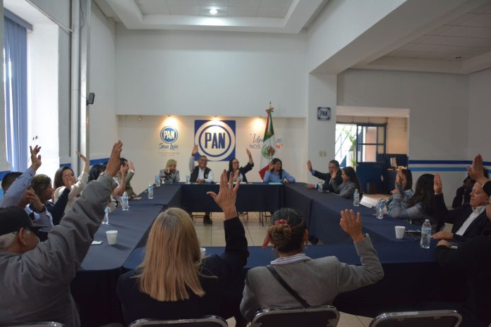 PAN asamblea reunión voto